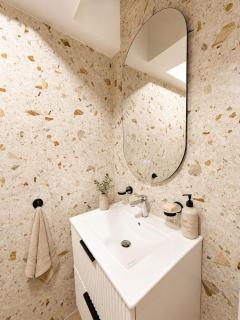 Diamond Casa 4 with Paid Private Parking - 6