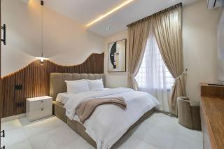 GMH Luxury Homes - 8