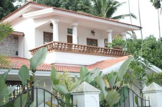 VJ Riverfront Villa - 9