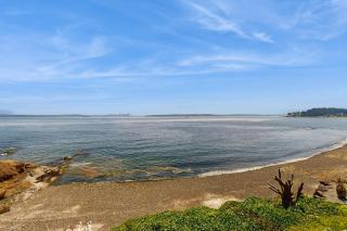 Rockaway Beach View - 7