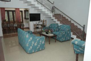 VJ Riverfront Villa - 6