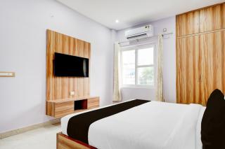 Hotel O Naveen Stay - 1