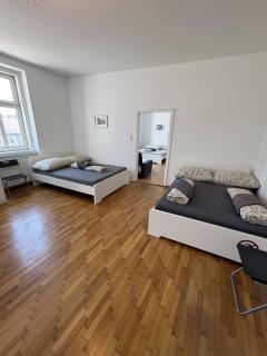 Three Bedroom Spacious Apartment near Train Station - 2