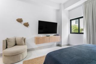 Best location Luxury 2BD with terrace in village - 3