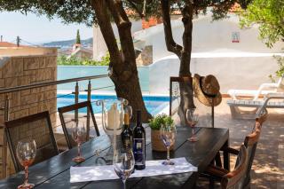 Carpe Diem - XL Apartments with Pool and Seaview - Omiš - 1