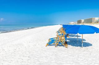 Updated Coastal Condo w Steps To The Gulf Close To Entertainment - 7