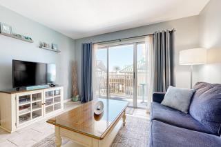 Updated Coastal Condo w Steps To The Gulf Close To Entertainment - 2