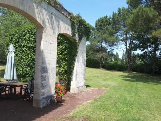 Château Neuf Le Désert - 8