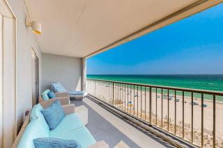 Playing Hooky Islander E 7012 - Elegant oceanfront condo with pool & gym access - 2