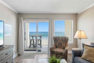 Updated beachfront condo with beach setup - quick drive to entertainment - 4