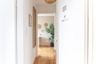 Schlossberg Panorama Studio - 1 BR & Lift & Free Parking by HERO HOMES Graz - 9