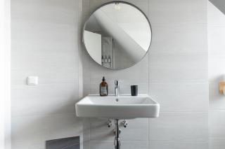 Schlossberg Panorama Studio - 1 BR & Lift & Free Parking by HERO HOMES Graz - 1