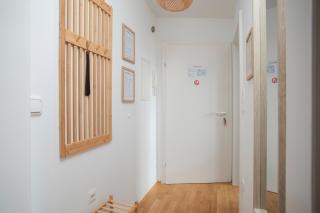Schlossberg Panorama Studio - 1 BR & Lift & Free Parking by HERO HOMES Graz - 3