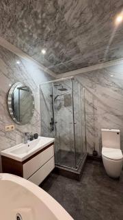 100 sqm Two Bedroom on Cascade with Self Check in - 1