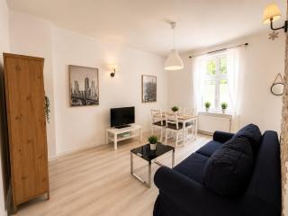 Unique Apartments - 3 Min to the Beach - 1