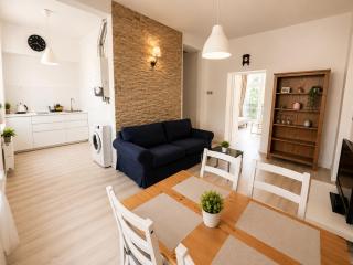 Unique Apartments - 3 Min to the Beach - 8