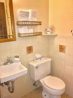 Afton House Inn - 6