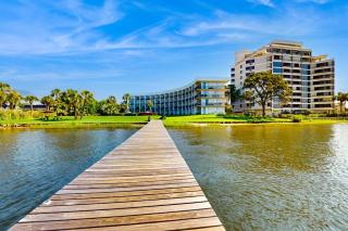 Bayfront delight with pool bay views & prime location - snowbird-friendly - 6