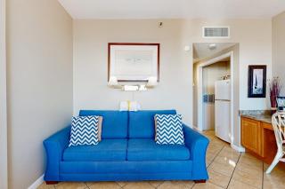 Bayfront delight with pool bay views & prime location - snowbird-friendly - 4