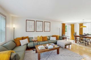 Charming Centerville Escape Near Craigville Beach - 7