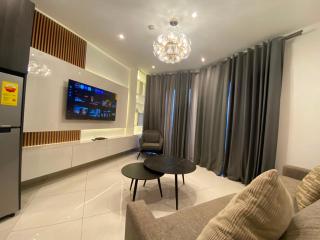 Loxwood House One Bedroom By Haven Abode Properties GH - 4