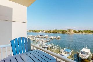 Palm Court Yacht Club 410 - Waterfront condo with balcony pool hot tub central AC & washer&dryer - 9
