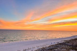 Beachfront Condo gorgeous views shared pool and beach access - 7