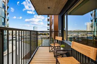 New Apt Near Smáralind Mall With Private Parking - 8