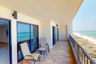 Seventh floor Gulf-front suite with amazing views washer&dryer AC & pool - 9