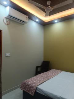 Hemank Heritage Homestay - 1