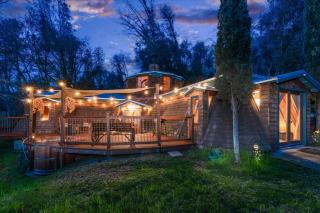 Halfling House w/hot tub/firepit/more! - 6