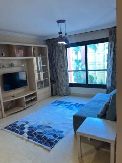 Esplanada flat with free beach, no single men - 7