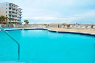 Sixth floor Summer Place condo w beach access shared pool and more - 8