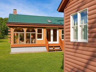 ️ Creekside Catskills Escape Pool, Hot Tub, Sauna & Fire Pit - 3