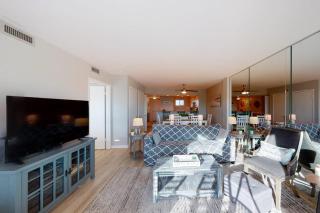 Sea Oats 708 - 7th floor condo in beachfront complex with pool Gulf view W&D & fast WiFi - 7