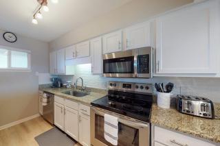 Sea Oats 708 - 7th floor condo in beachfront complex with pool Gulf view W&D & fast WiFi - 1