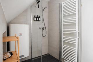 Schlossberg Panorama Studio - 1 BR & Lift & Free Parking by HERO HOMES Graz - 5