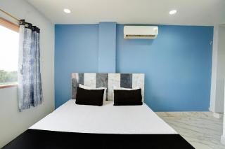 Spot On The moonlight Hotel - 2