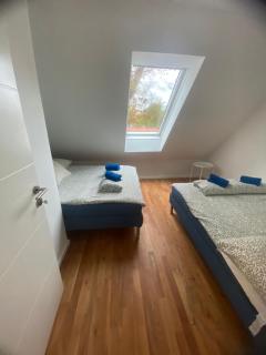 90 m2 Apartment with Balcony & Free Parking - 3