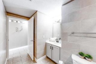 Gulf Front Condo On Okaloosa Island Steps To Beach w Seasonal Beach Service - 3