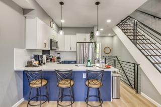 Philly Condo w/ Rooftop Deck! Walk to Broad St - 3