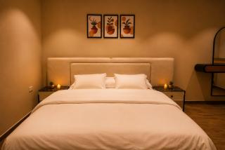 Apartment in Sheikh Zayed City - 5