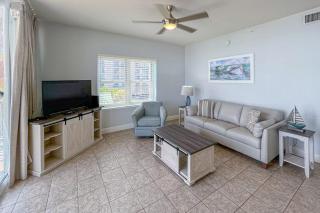 Newly updated picturesque third-floor Gulf-front condo on Okaloosa Island - 7