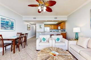 Beachfront condo with beach access Gulf views pools & balcony - 5