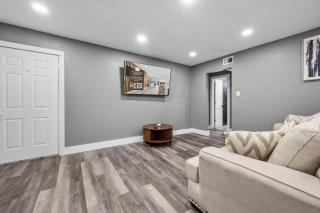 Charming Getaway in Houston Heights - 6