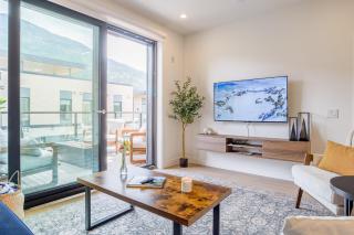 Chateau De Stoke - Two Bedroom Penthouse - 1