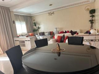 Sweet Jacobs Luxury Apartment - 0