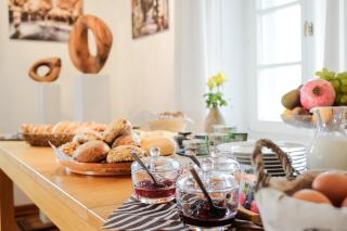 Rhein River Guesthouse - direkt am Rhein - 1