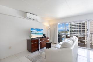 Ilikai Tower 1027 - 9