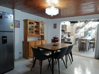 Amplia habitación con baño grande - 3